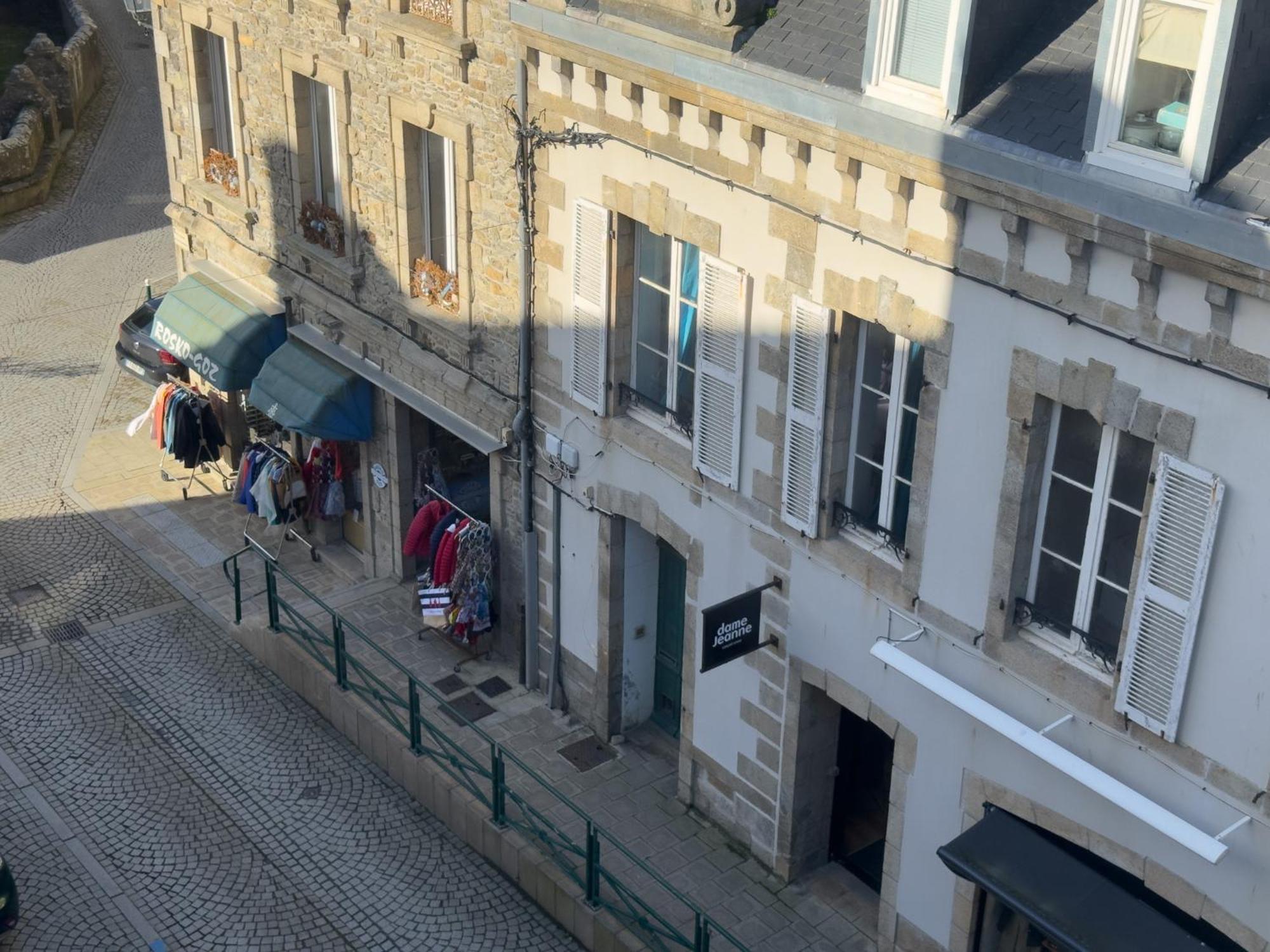 Logis Hotel Les Chardons Bleus Restaurant Le Bistrot De La Mer Roscoff Exterior foto